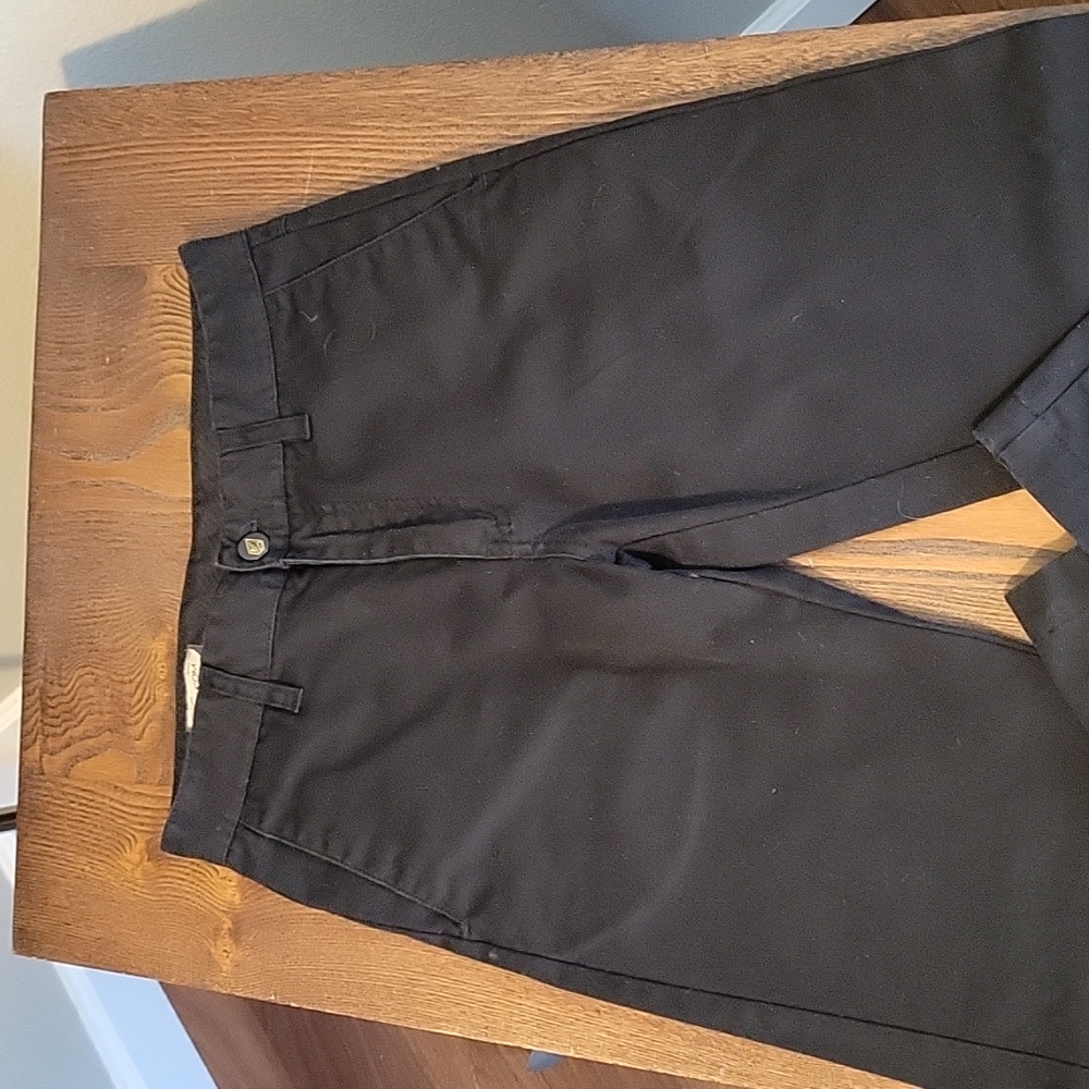 New Volcom youth pant